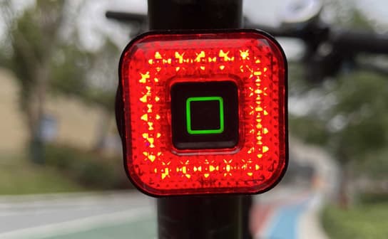 路刻ROOOAD BT01智能尾灯：革新骑行安全，点亮每一段旅程